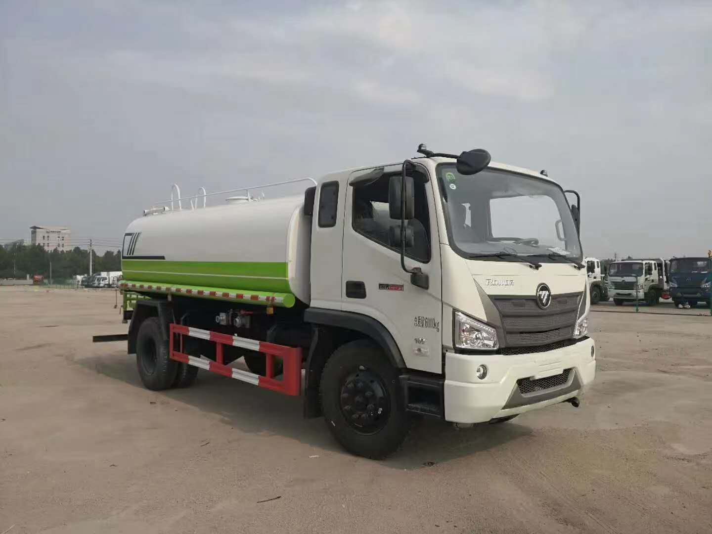 福田福瑞沃12噸灑水車