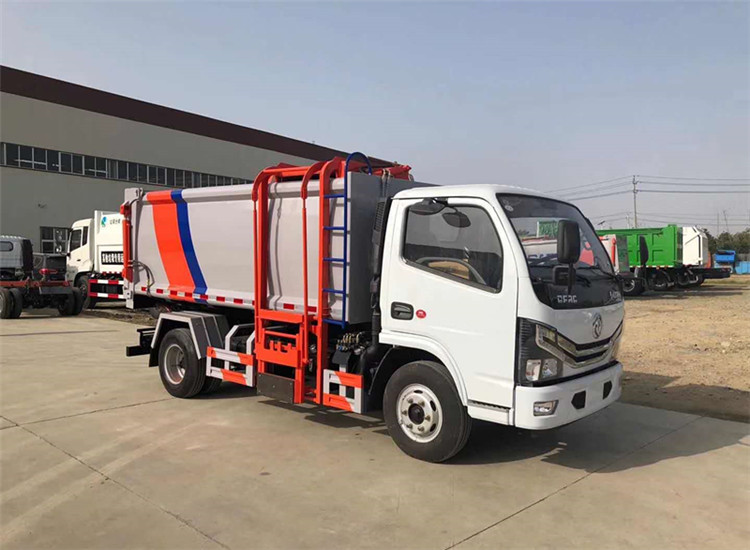 5方東風(fēng)多利卡掛桶垃圾車(chē)
