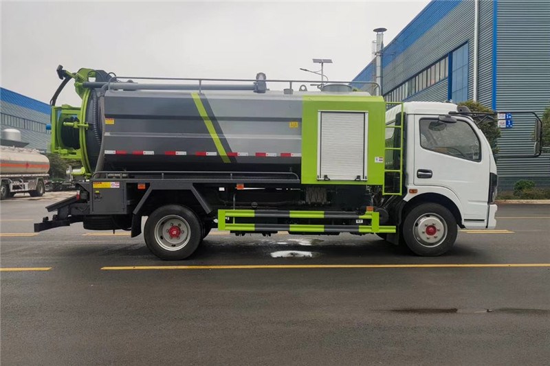 國(guó)六大多利卡 10方 清洗吸污車