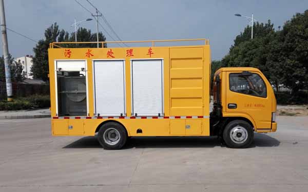 污水處理車(chē)（東風(fēng)小多利卡）