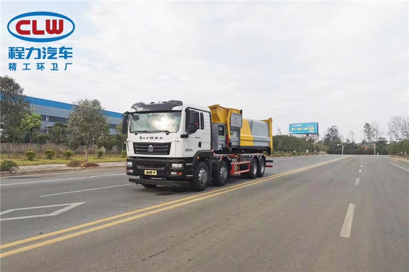 國(guó)六重汽前四后八30噸勾臂垃圾車