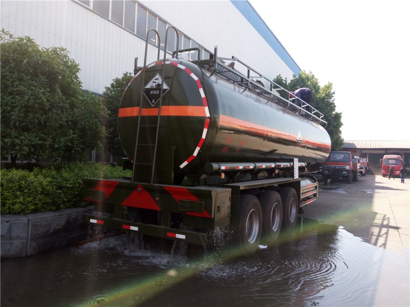 28.1方氫氟酸半掛車